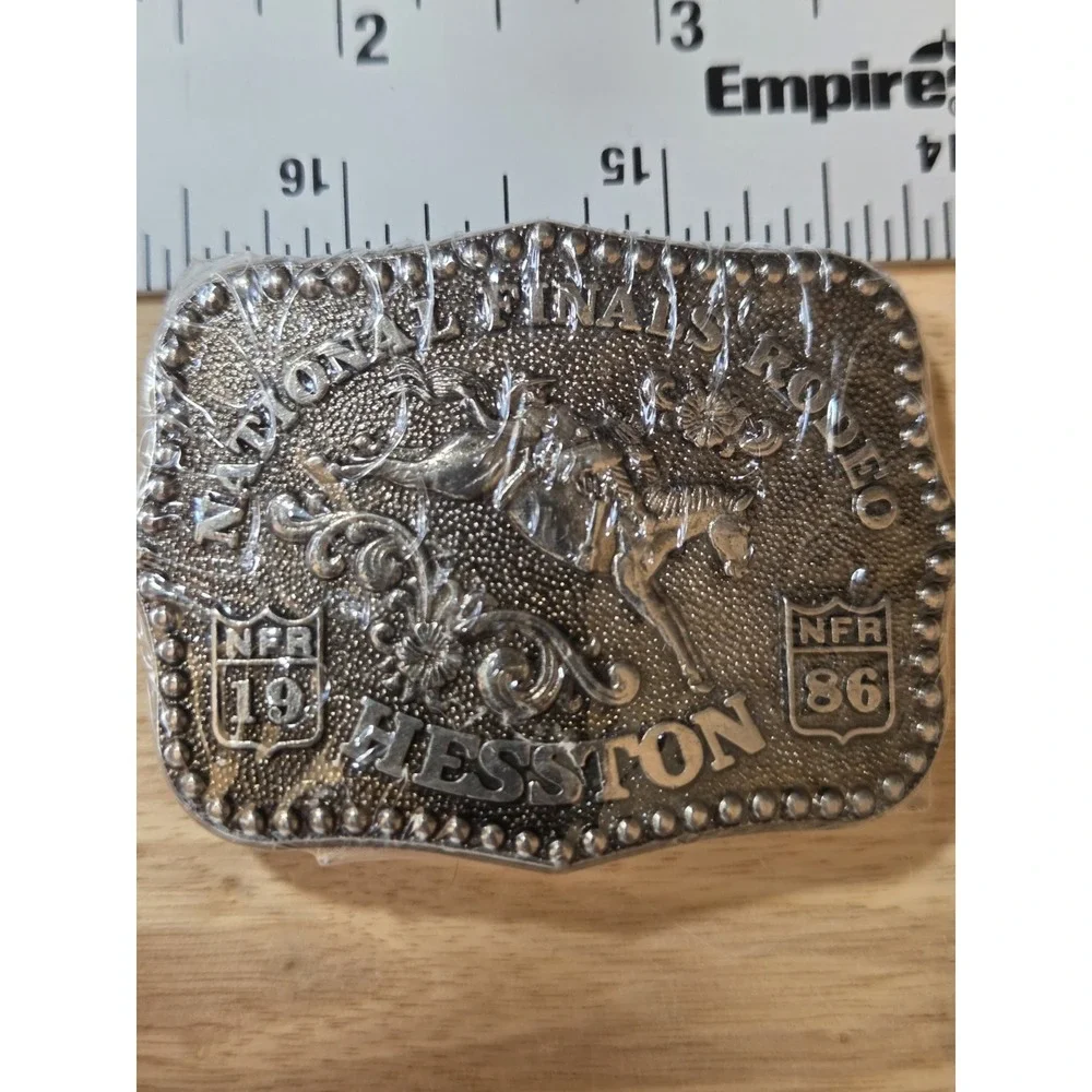 1986 Hesston NFR National Finals Rodeo Miniature Collector Belt Buckle Sealed